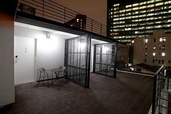 K-pop Tower Hotel 2*
