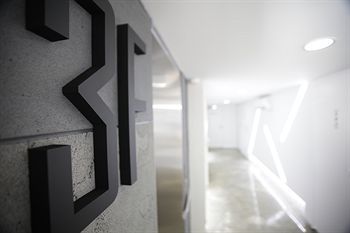 K-pop Tower Hotel 2*